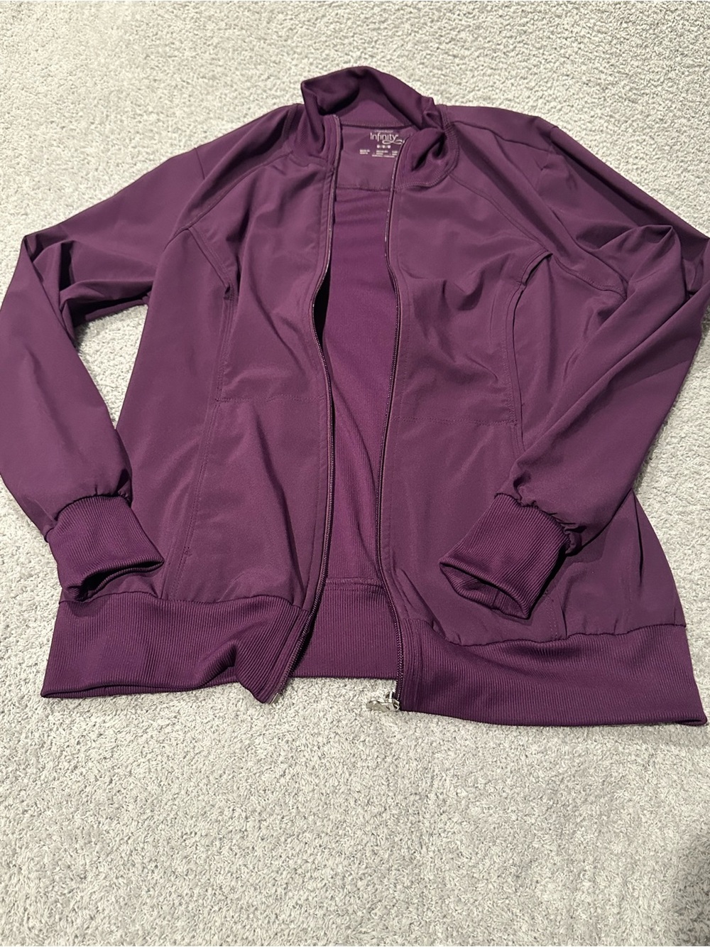 Women's Plum Zip-Front Scrub Jacket Cherokee Infinity Med NWOT